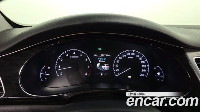 Hyundai Genesis 2014 — photo 8