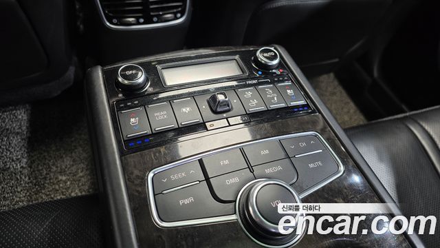Kia K9 2017 — photo 12