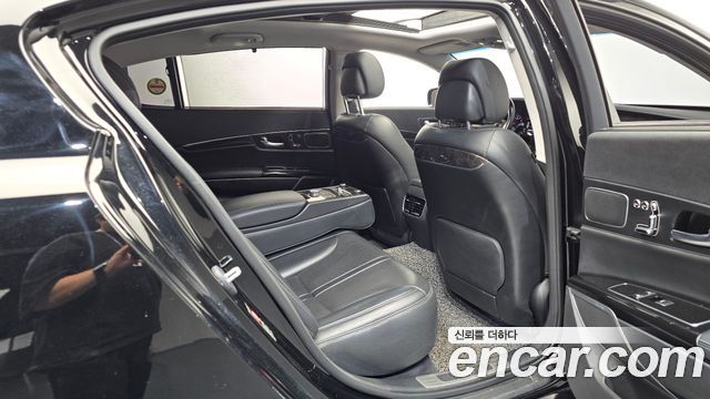 Kia K9 2017 — photo 17