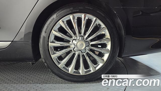 Kia K9 2017 — photo 7