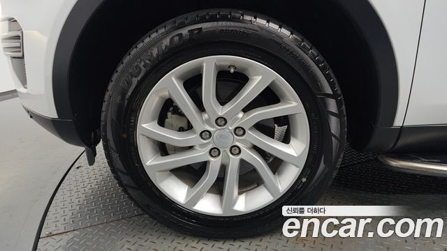 Land Rover Discovery Sport 2019 — photo 5