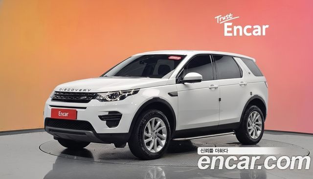 Land Rover Discovery Sport 2019 — photo 1