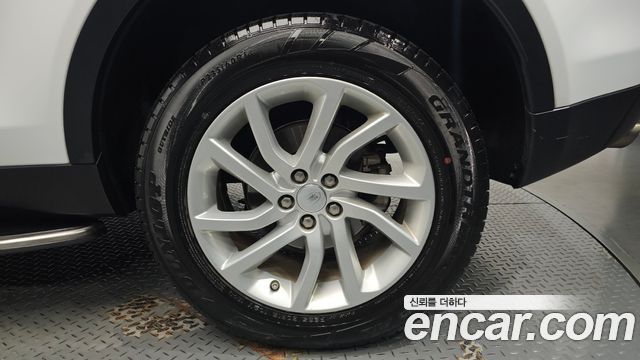 Land Rover Discovery Sport 2019 — photo 7