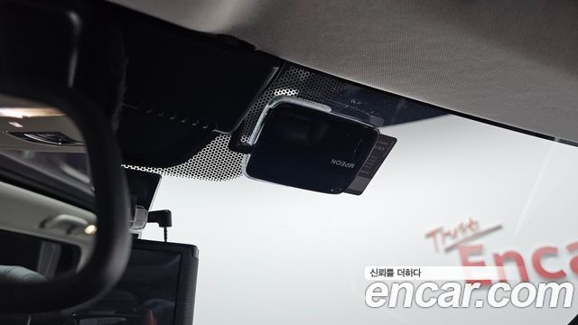 Land Rover Discovery Sport 2019 — photo 29