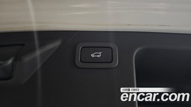 Land Rover Discovery Sport 2019 — photo 31