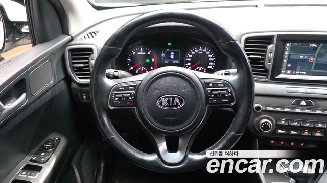 Kia Sportage 2016 — photo 13