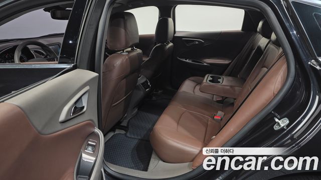 Chevrolet Korea Malibu 2017 — photo 12