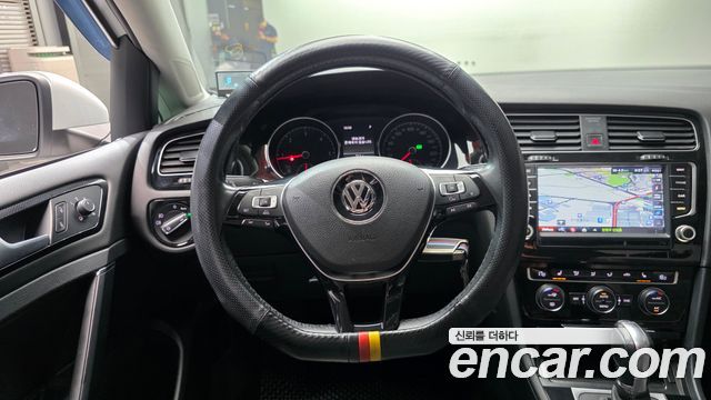 Volkswagen Golf 2015 — photo 13