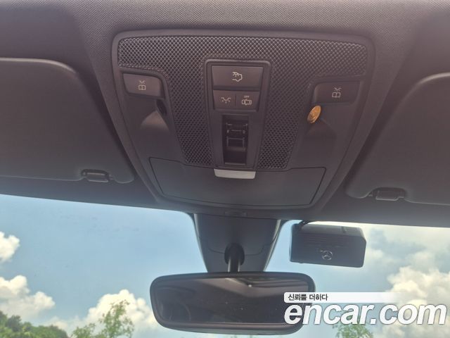 Mercedes-Benz B-Class 2017 — photo 8