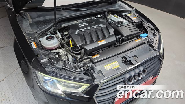 Audi A3 2018 — photo 6