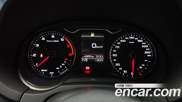 Audi A3 2018 — photo 11