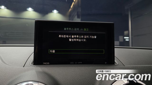 Audi A3 2018 — photo 22
