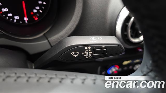 Audi A3 2018 — photo 26