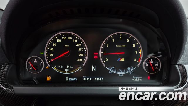 BMW M6 2016 — photo 8