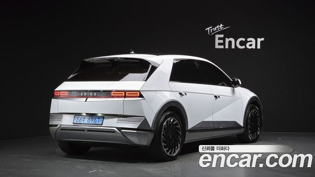 Hyundai Ioniq5 2022 — photo 2