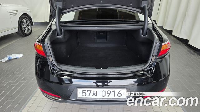 Kia K7 2016 — photo 26
