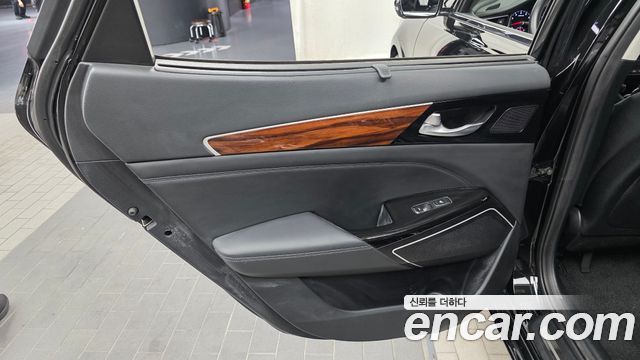 Kia K7 2016 — photo 15