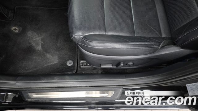 Kia K7 2016 — photo 31
