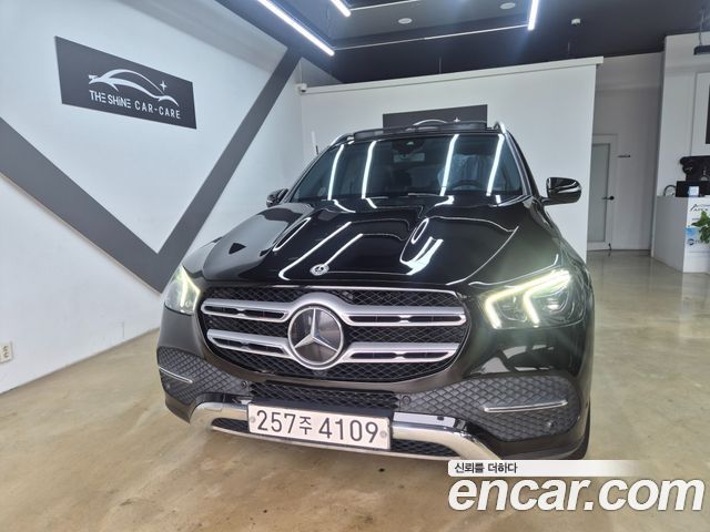 Mercedes-Benz GLE-Class 2020 — photo 3