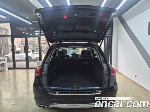 Mercedes-Benz GLE-Class 2020 — photo 16