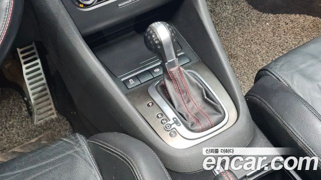 Volkswagen Golf 2011 — photo 9