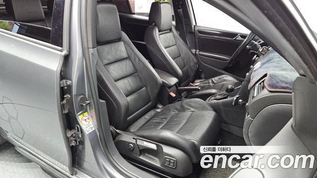 Volkswagen Golf 2011 — photo 10