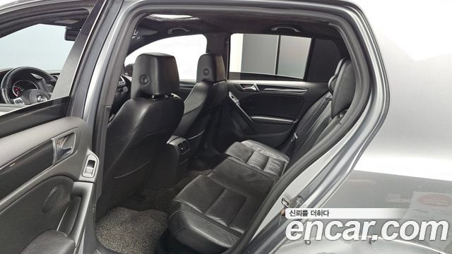 Volkswagen Golf 2011 — photo 12