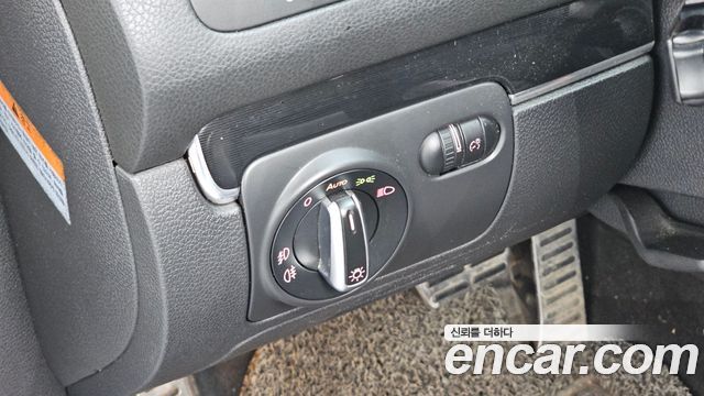 Volkswagen Golf 2011 — photo 14