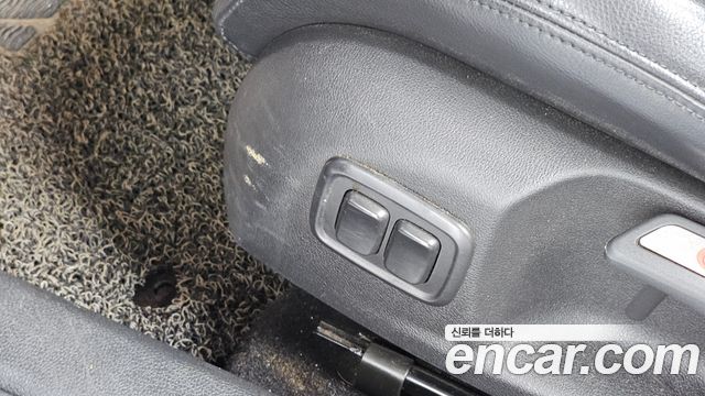 Volkswagen Golf 2011 — photo 18