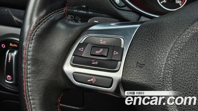 Volkswagen Golf 2011 — photo 20