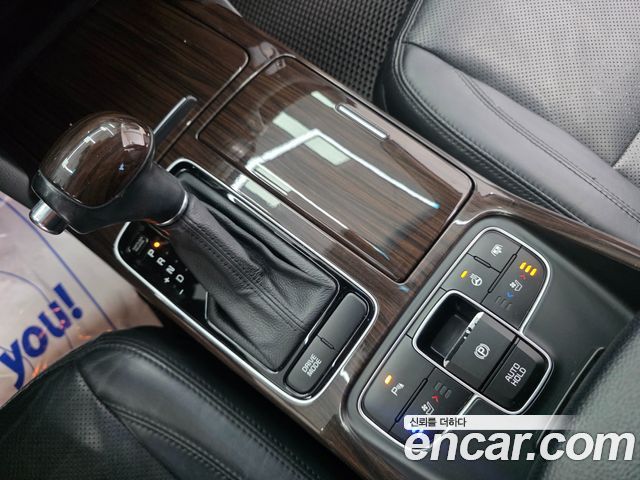 Kia K7 2015 — photo 16