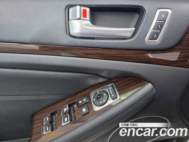 Kia K7 2015 — photo 17