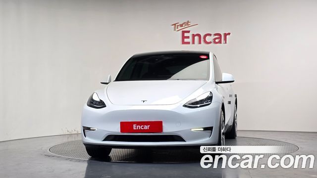 Tesla Model Y 2021 — photo 3