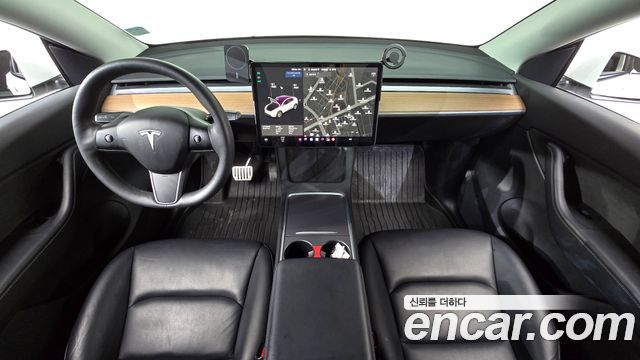 Tesla Model Y 2021 — photo 7