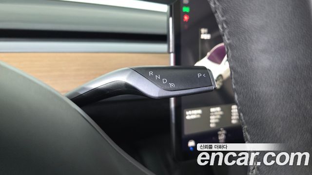 Tesla Model Y 2021 — photo 9