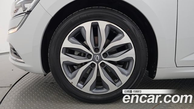 Renault Korea SM6 2016 — photo 5
