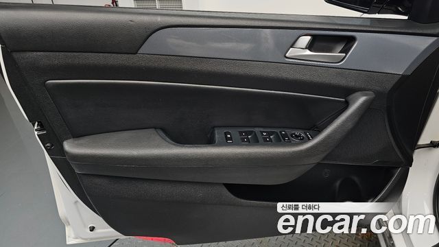 Hyundai Sonata 2017 — photo 14