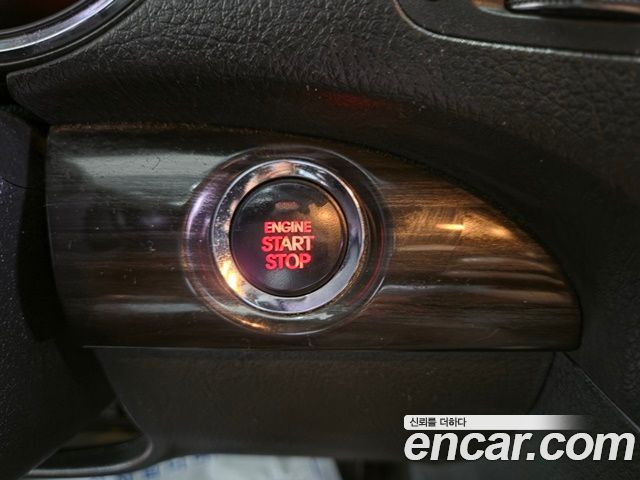 Kia Sorento 2012 — photo 10