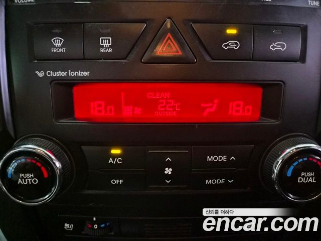 Kia Sorento 2012 — photo 15