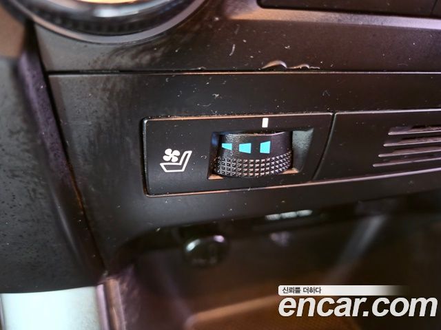 Kia Sorento 2012 — photo 16