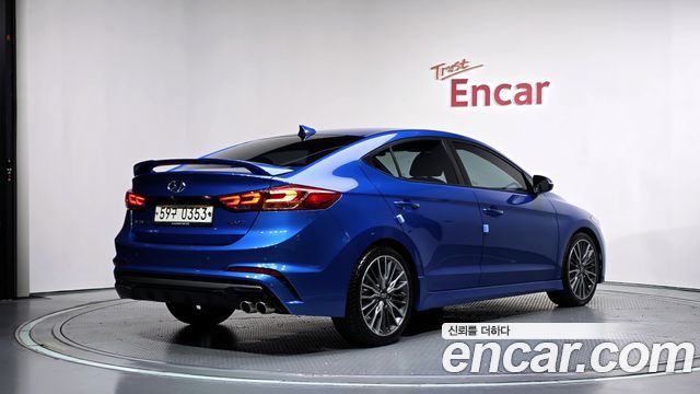 Hyundai AVANTE 2017 — photo 2