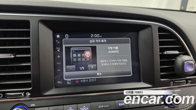 Hyundai AVANTE 2017 — photo 21