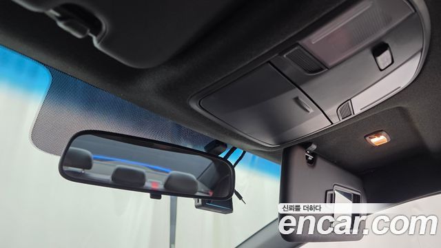 Hyundai AVANTE 2017 — photo 22
