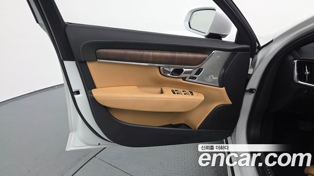 Volvo S90 2022 — photo 14