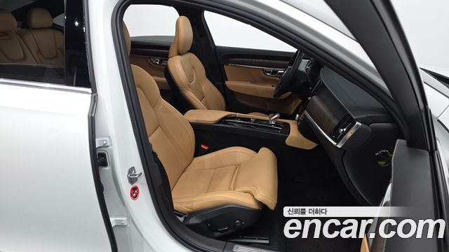 Volvo S90 2022 — photo 16