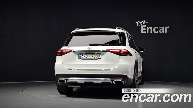Mercedes-Benz GLE-Class 2024 — photo 4