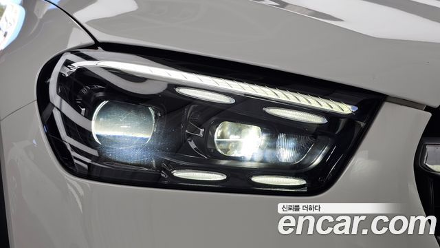 Mercedes-Benz GLE-Class 2024 — photo 8