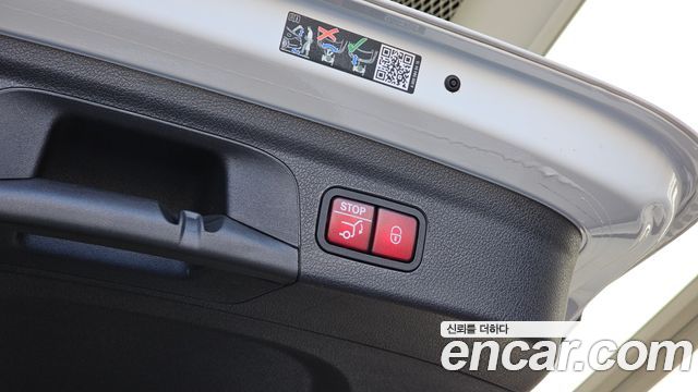 Mercedes-Benz GLE-Class 2024 — photo 31