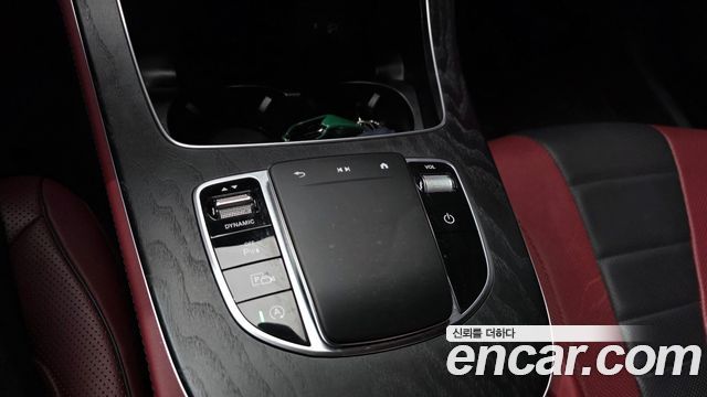 Mercedes-Benz CLS-Class 2022 — photo 12