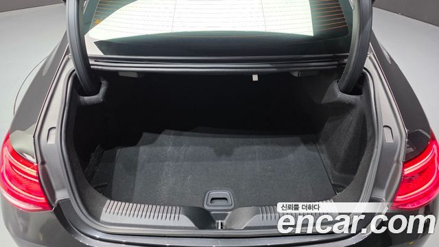 Mercedes-Benz CLS-Class 2022 — photo 23